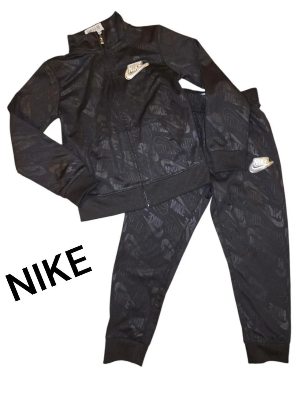 Nike Kids Black Logo Jogger 2-Piece Set Size: 4t